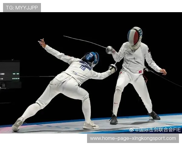 击剑世界赛:法国队团体称霸 击剑世界赛:法国队团体称霸