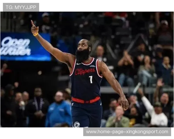 哈登末节爆发背后:心理与体能的双重焦虑 哈登末节爆发背后:心理与体能的双重焦虑