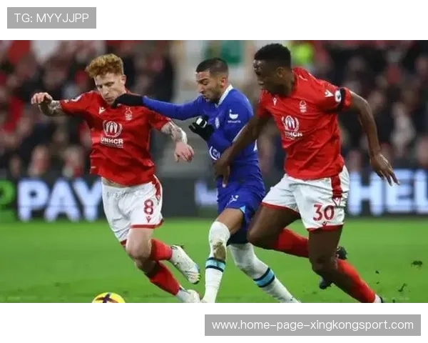 波尔图盯上英超边路主导者:跨越英伦,开启新篇章 波尔图盯上英超边路主导者:跨越英伦,开启新篇章