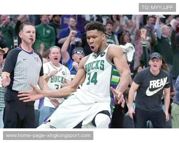 字母哥篮下强攻命中,雄鹿关键时刻拿下比赛